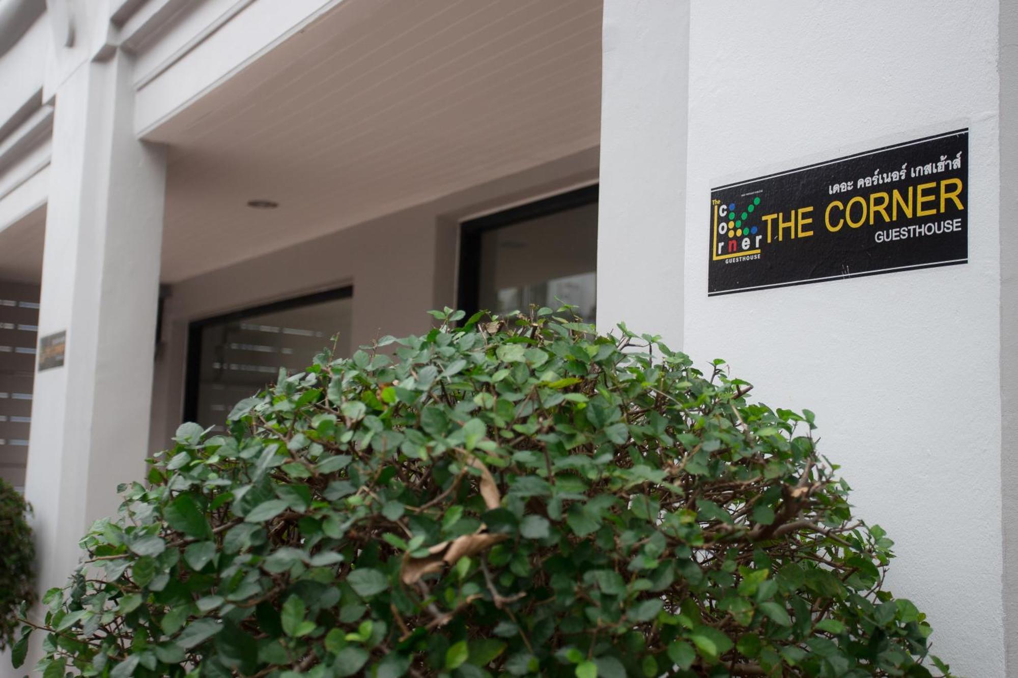 The Corner Apartman Patong Kültér fotó